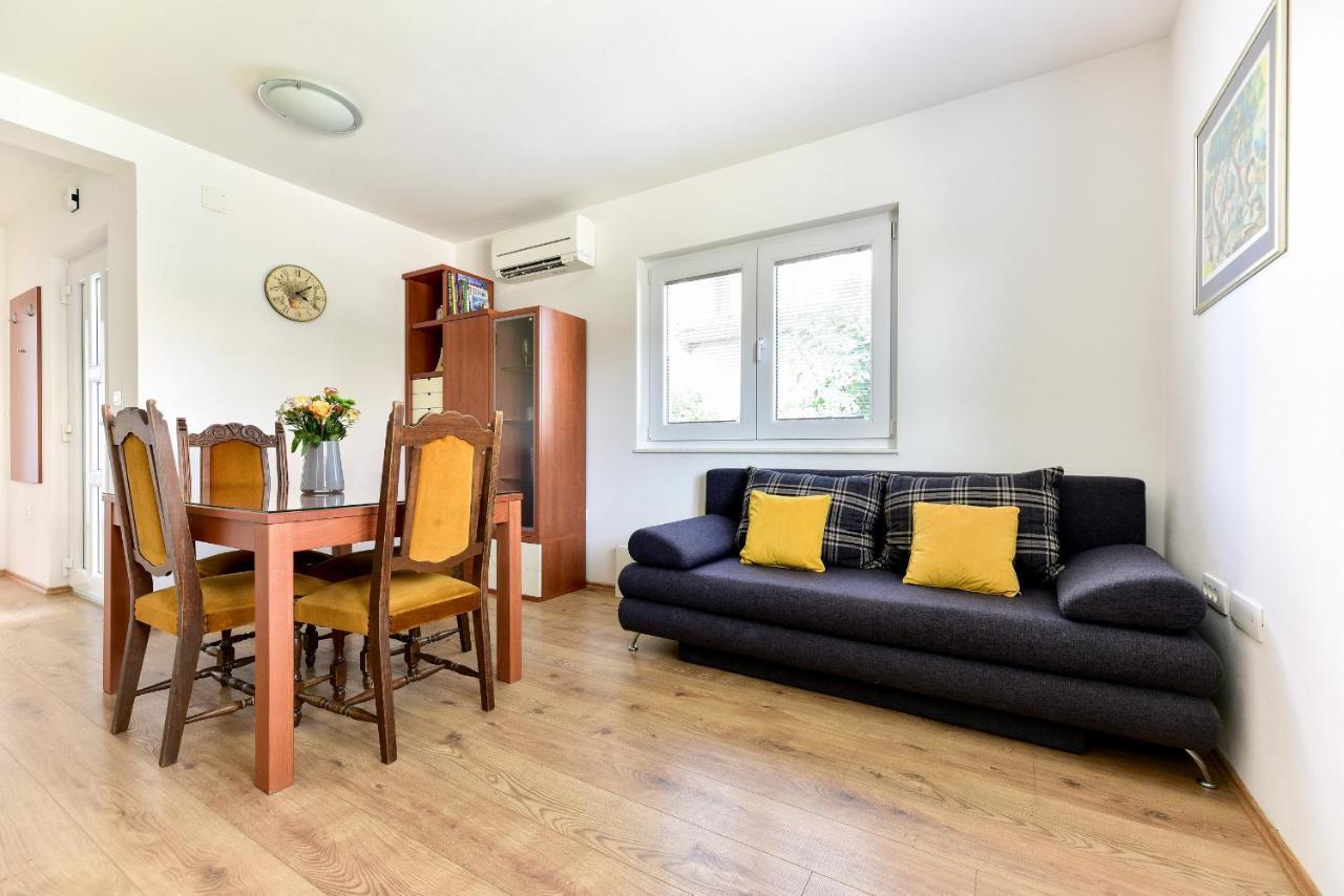 Apartment Inka Nice And Comfy Zadar Exterior photo